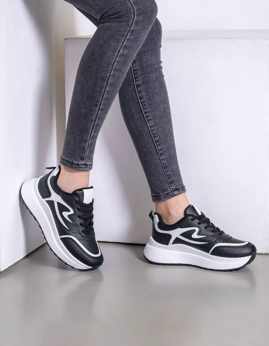 ,женские кроссовки,кроссовки женские черные,кроссовки женские черные спортивные на высокой,кроссовки для женщин