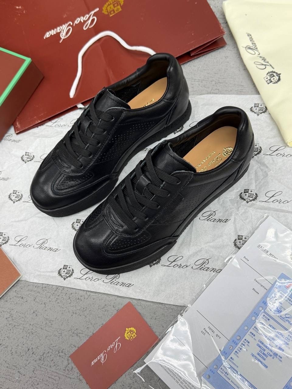 ,кожаные кроссовки мужские,мужские кроссовки,роберто кавалли  мужская,кожаные кроссовки