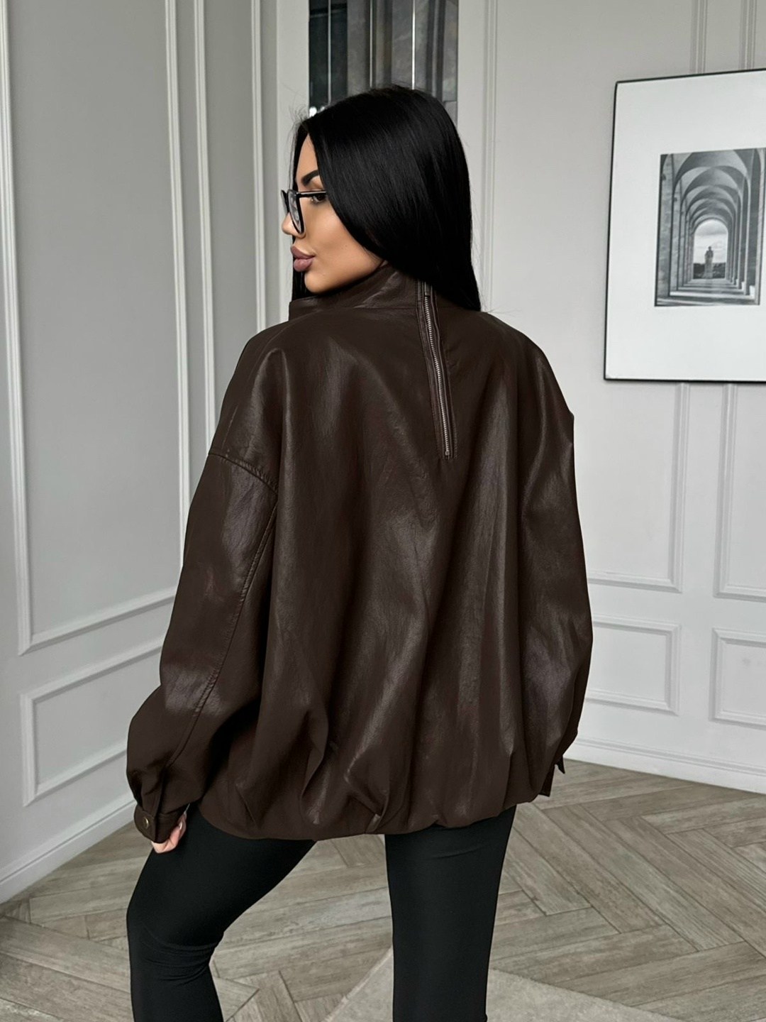 куртка бомбер из экокожи emberens,куртка бомбер,женская кожаная куртка,куртка бомбер женская,куртка бомбер из экокожи emberens цвет коричневый