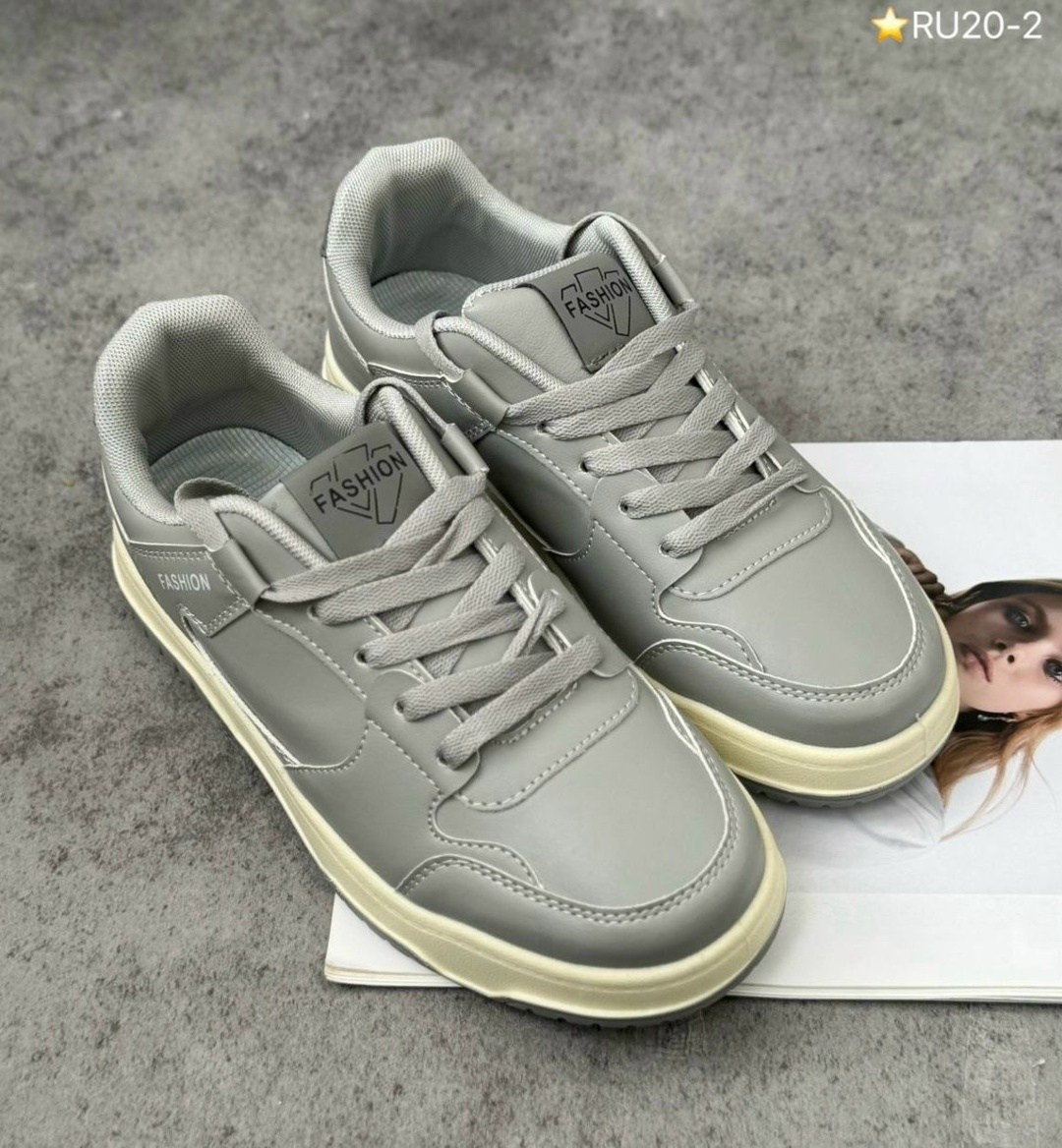 ,кроссовки женскиe,спортивная ,женская ,серые кроссовки