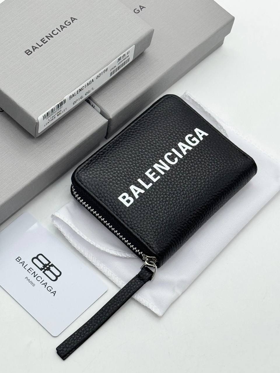 кошелек balenciaga,balenciaga balenciaga,бумажник balenciaga,кожаное портмоне balenciaga,кошелек из кожи с наличными balenciaga