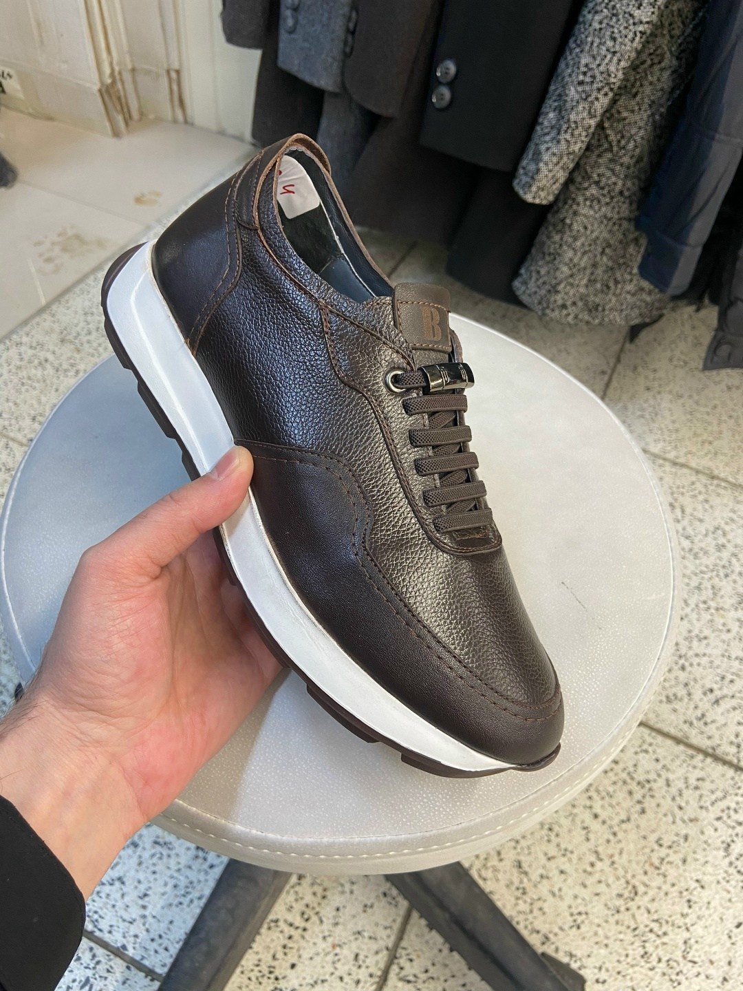 ,кроссовки мужские из натуральной кожи,мужская ,мужские кроссовки,кроссовки кожаные blu barrett