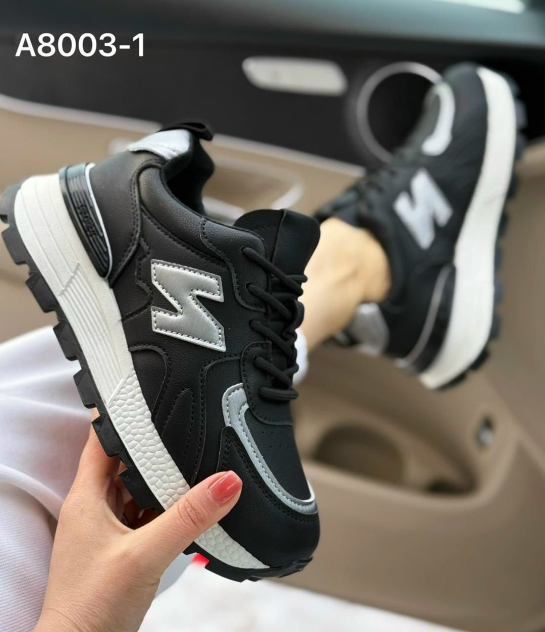 женские кроссовки,,кроссовки модные,повседневные кроссовки,кроссовки стильные