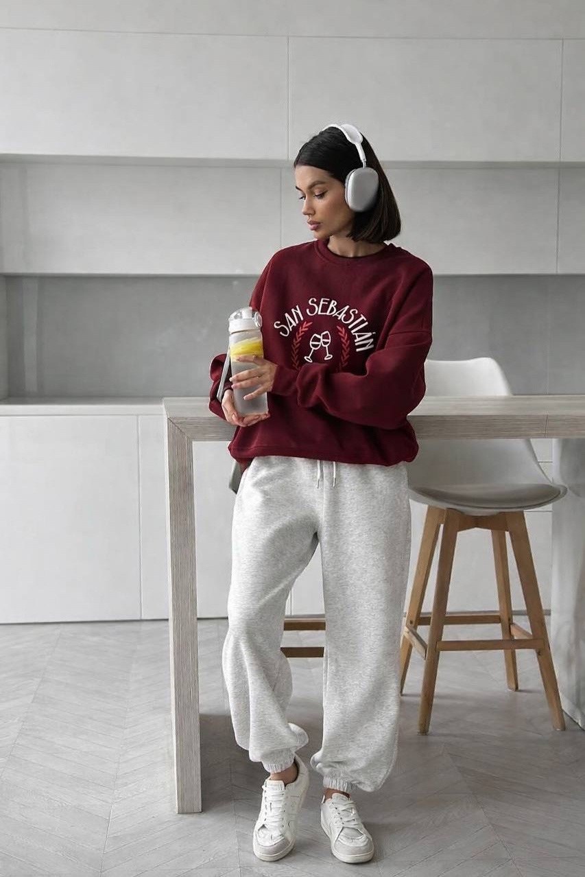 женский свитшот оверсайз,свитшот оверсайз бордовый с принтом old money assertive,свитшот женский,свитшот,свитшот женский бордовый