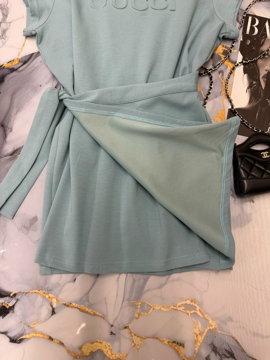 платье с поясом,черная футболка гуччи женская,платье,брендовые одежды,платье для девочек