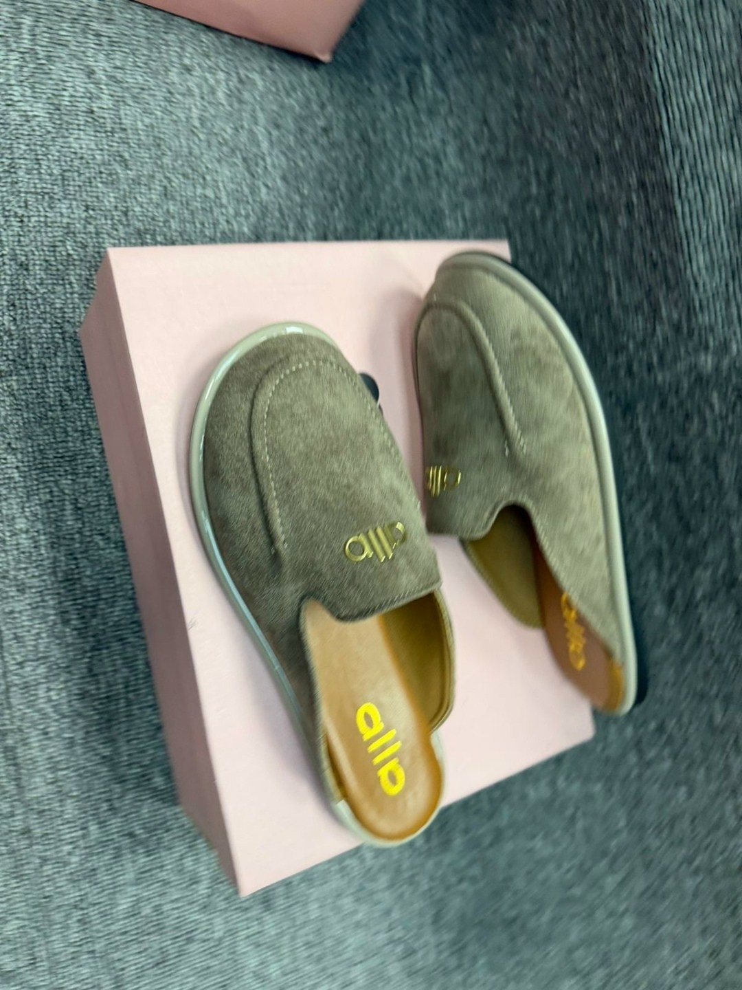 ,женские шлёпанцы,мюли женские,модные тапочки,сабо женские