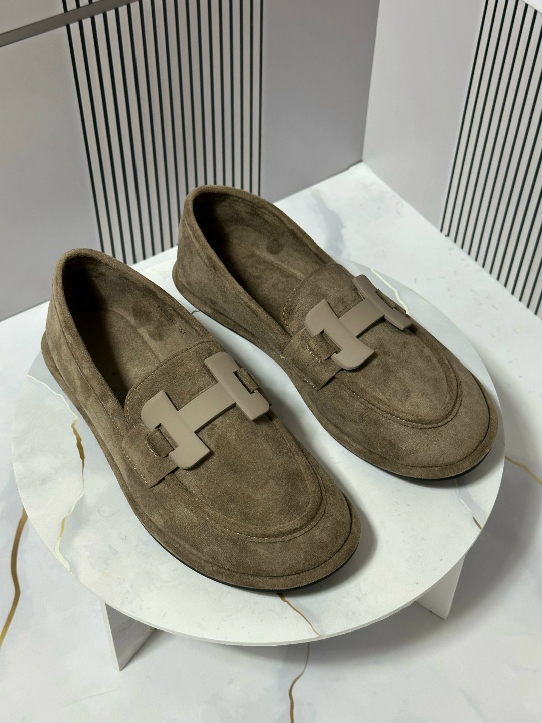 лоферы замшевые,,лоферы женские замшевые hermes,женские лоферы,женские замшевые лоферы