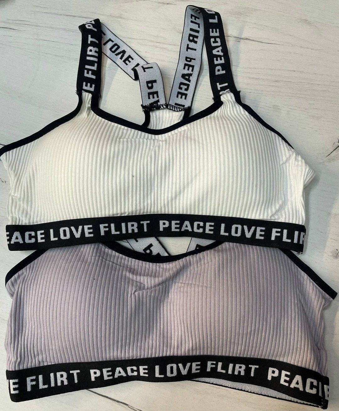 женский спортивный бюстгальтер,спортивные бюстгальтеры,топ спортивный бюстгальтер,спортивный топ женский,нижнее белье спортивное