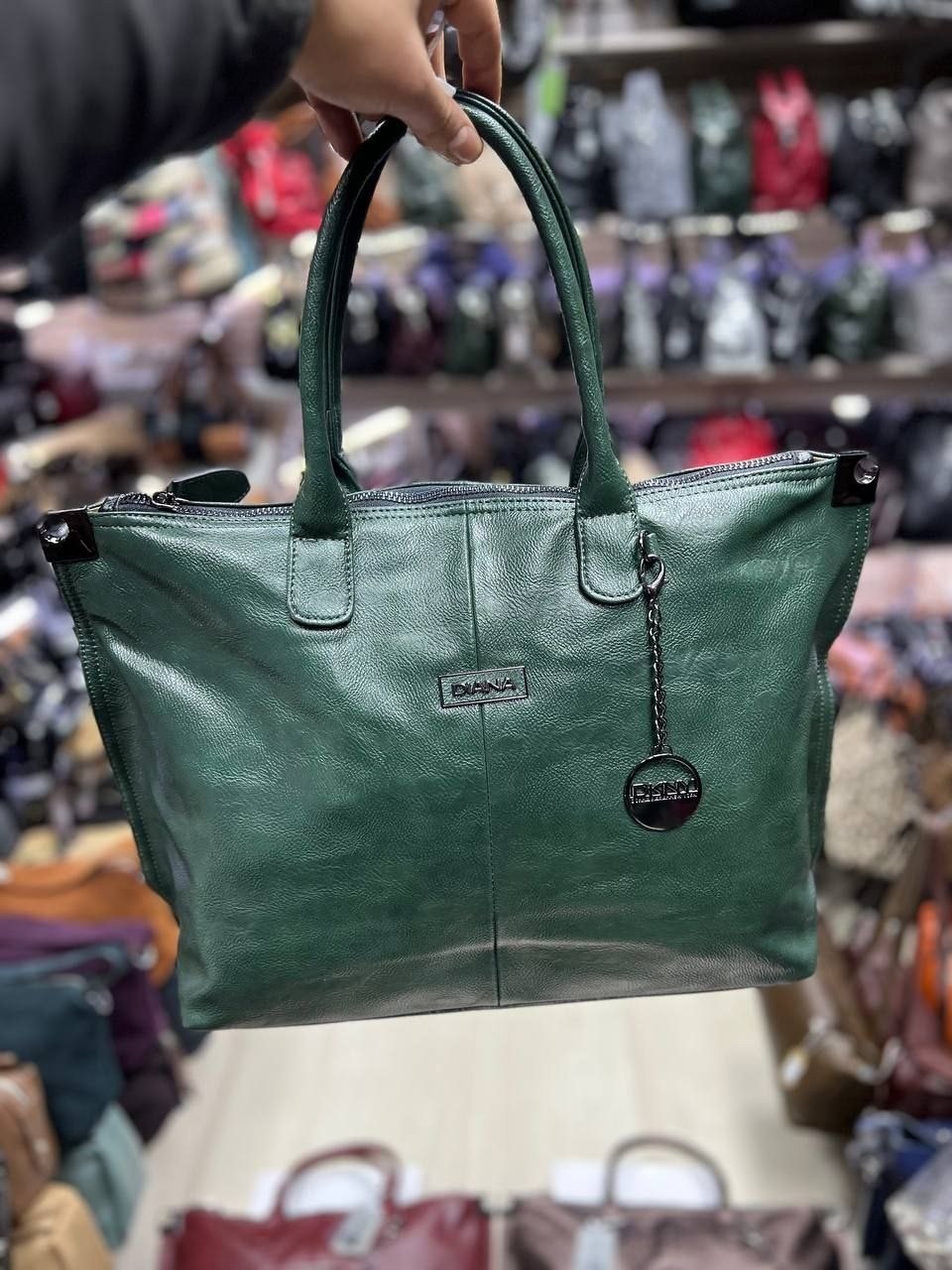 сумка женские,белая сумка женская,сумка,сумка женская большая,сумка женская белая lusha