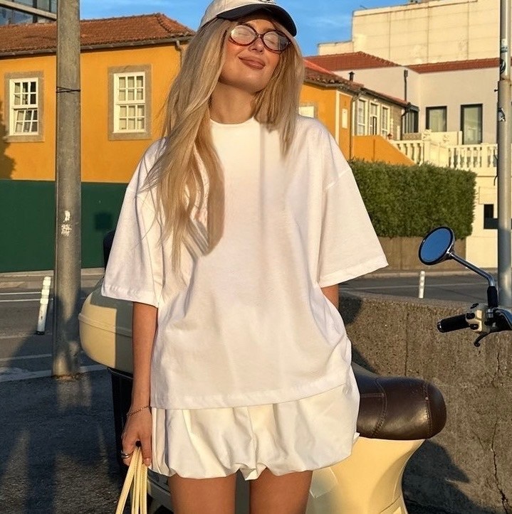 женская футболка оверсайз,белая футболка оверсайз,футболка оверсайз,cвитшот оверсайз,свитшот женская