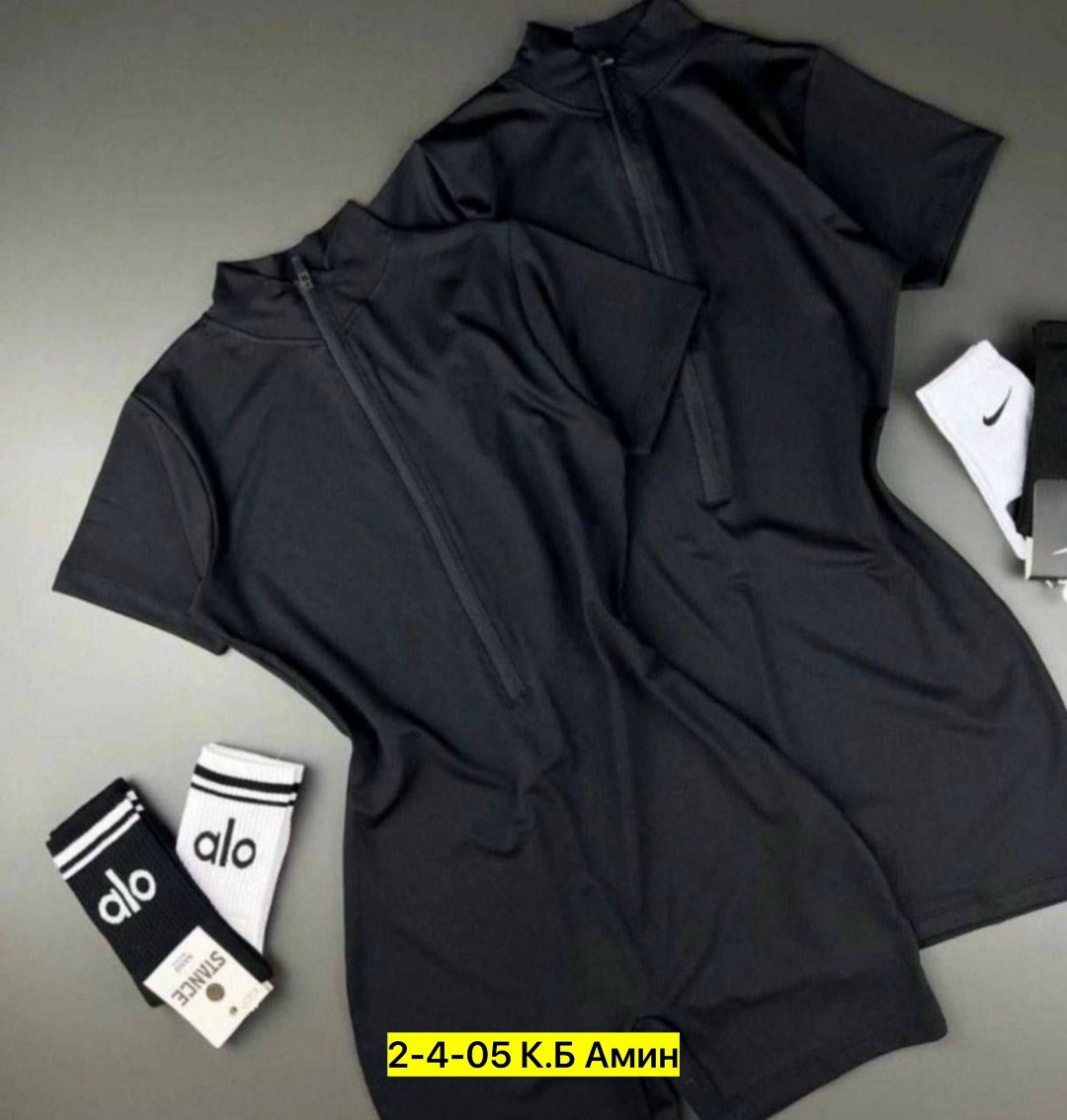 спортивный женский комбинезон,спортивный комбинезон,женские комбинезоны,комбинезон на молнии,легкая куртка