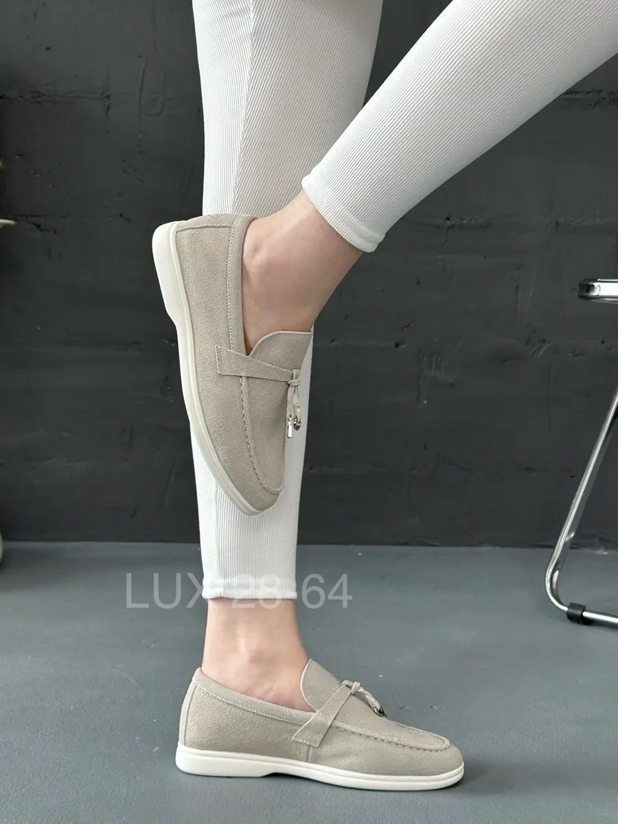 лоферы из натуральной замши loro piana,лоферы из натуральной замши с замочком loro piana,лоферы замшевые loro piana,лоферы loro piana женские,loro piana лоферы