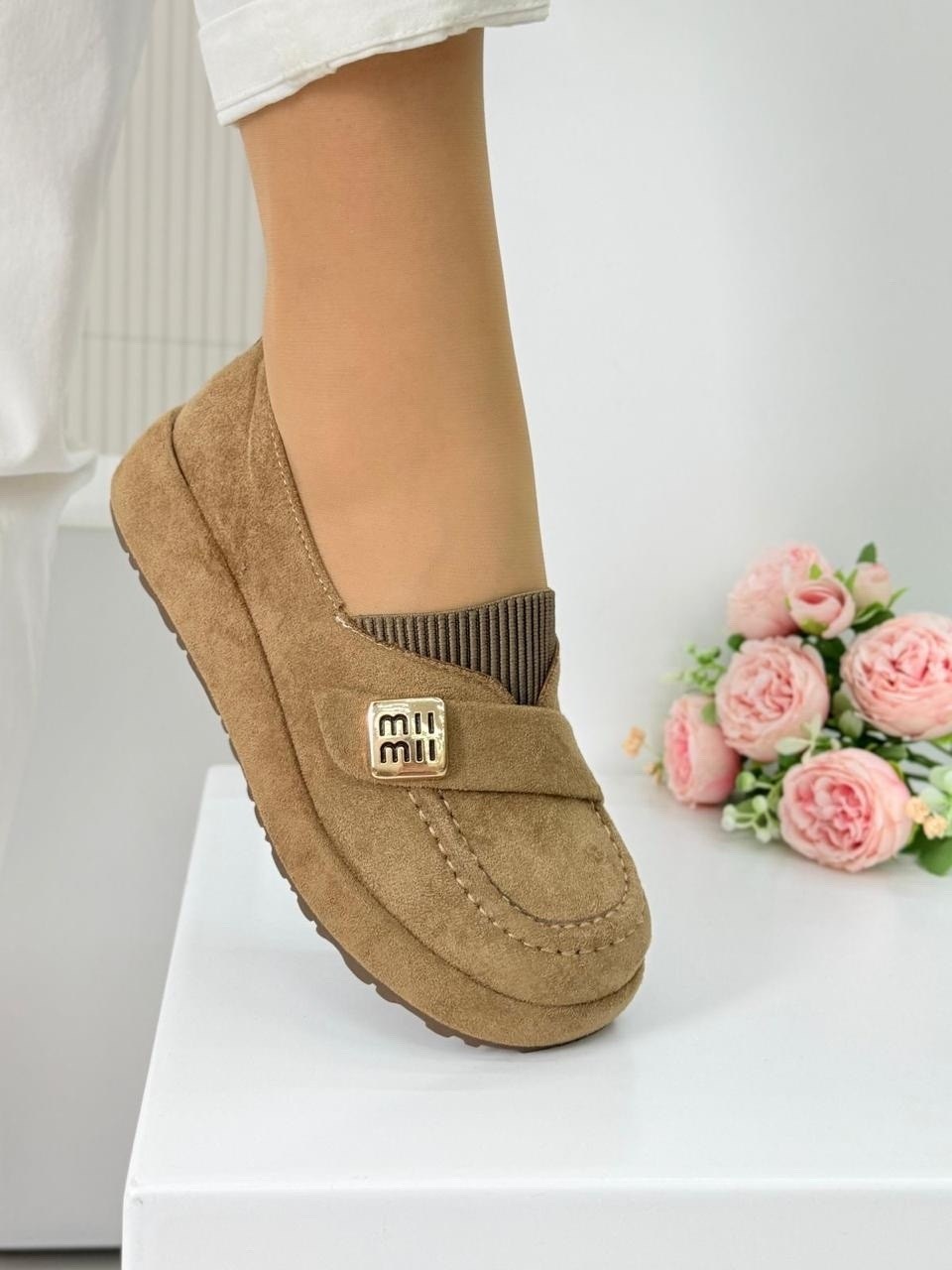 ,женские лоферы,бежевые лоферы,лоферы замшевые,мокасины лоферы женские