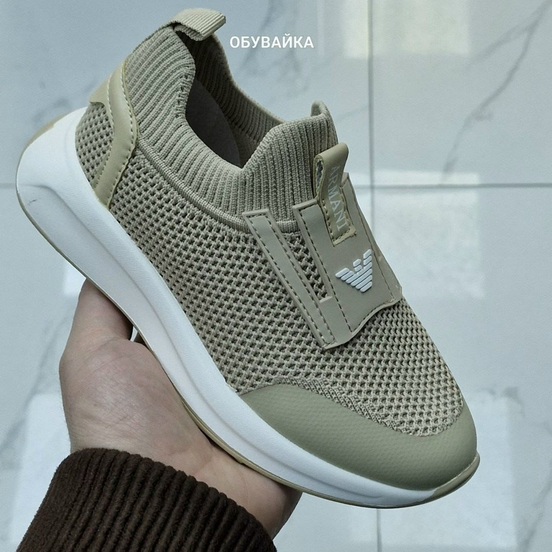 ,женские кроссовки,кроссовки брендовые,женская ,черные кроссовки