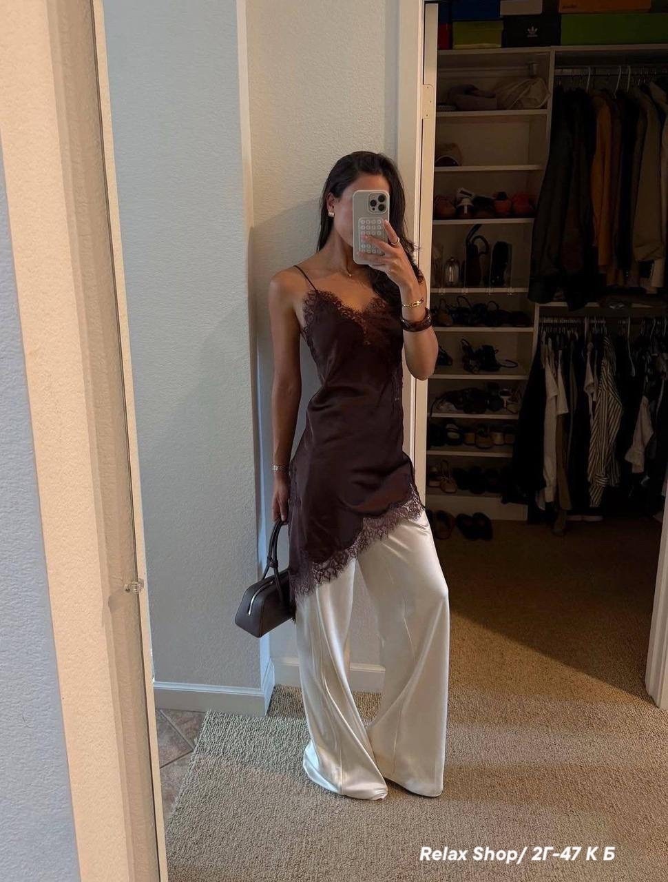 платье-комбинация,шоколадное платье-комбинация миди с кружевными вставками topshop,наряд,стиль одежды