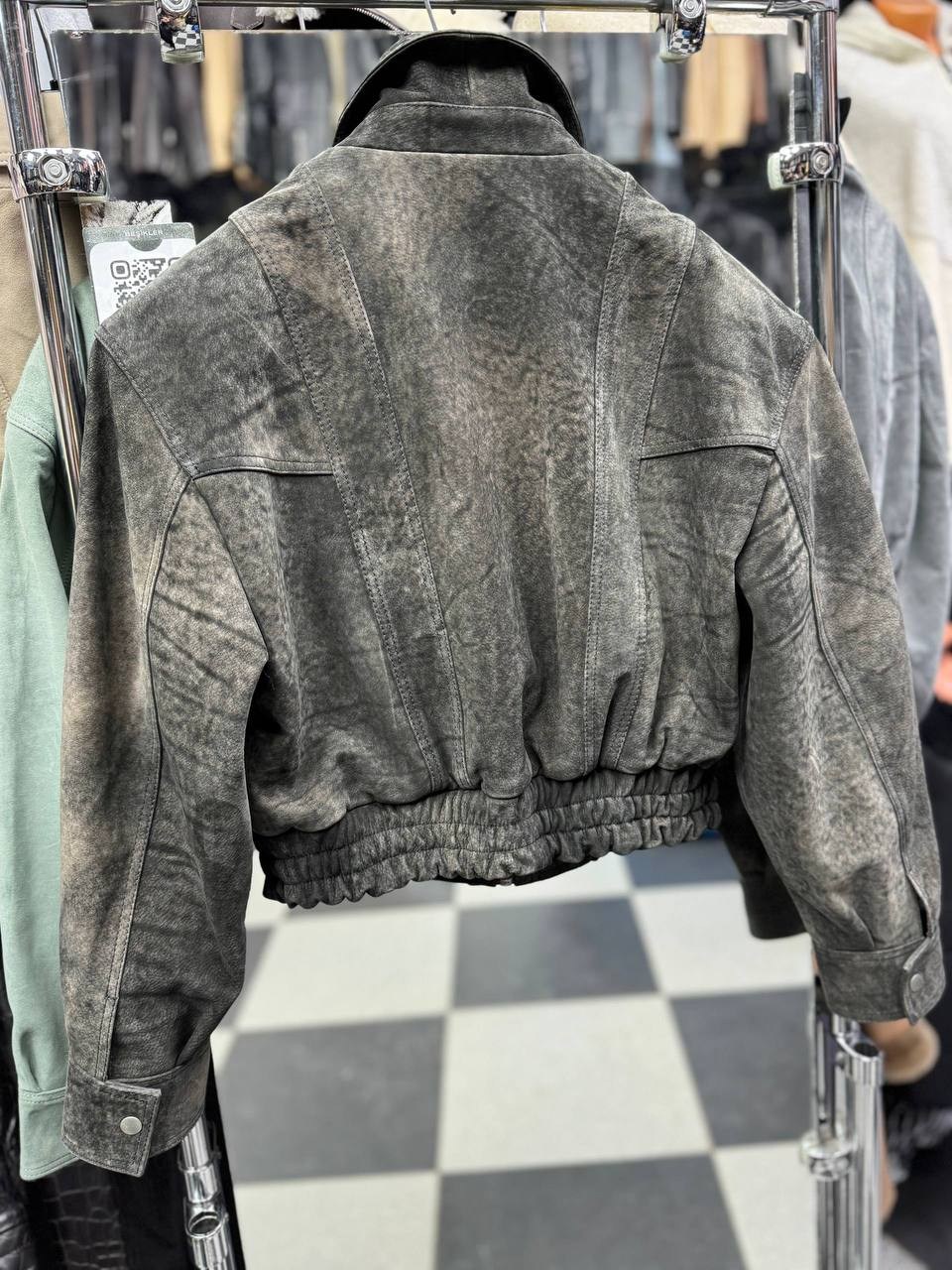 кожаная куртка,кожаная куртка женская,короткая куртка,куртка,женская куртка