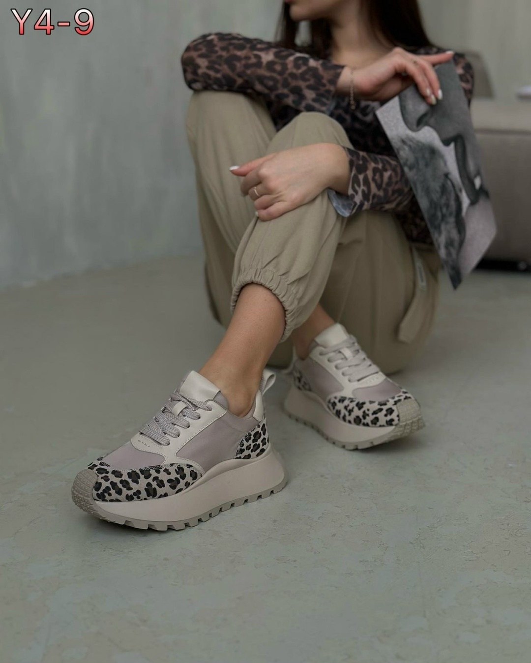 кроссовки женские,,леопардовые кроссовки, женская,бежевые кроссовки