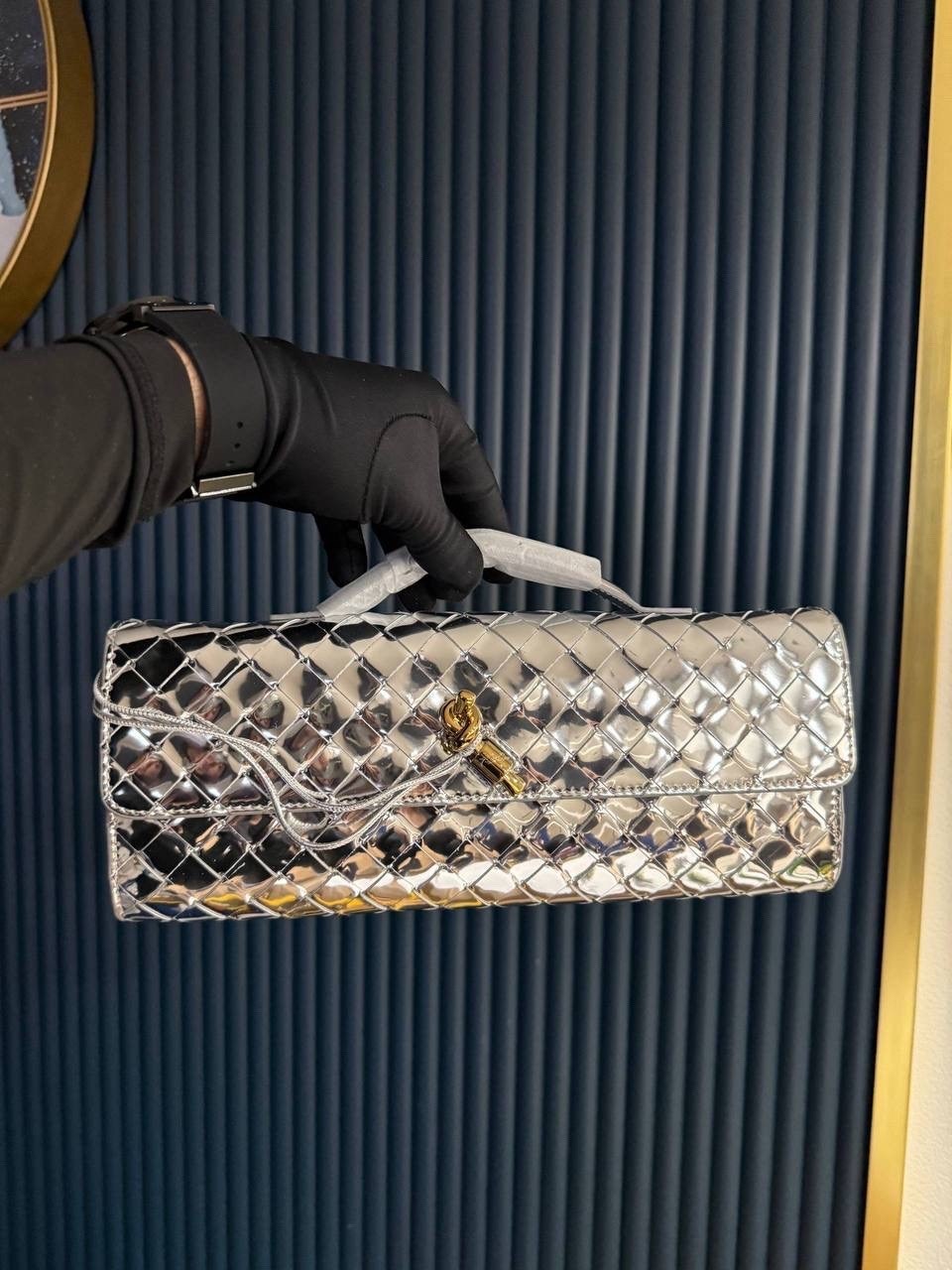 клатч bottega veneta клатч bottega veneta,клатч bottega veneta,bottega veneta сумки женские,bottega veneta сумка,кожаный клатч bottega veneta