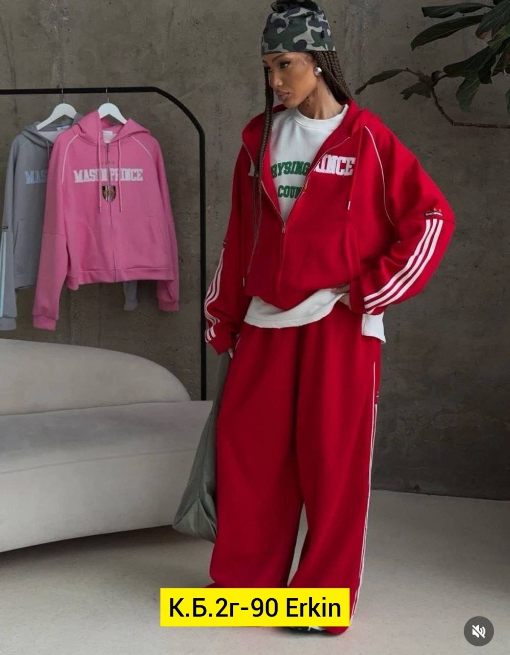 спортивный костюм,спортивный костюм женский,женский костюм,повседневный спортивный костюм,костюм adidas на велюре от бренда w