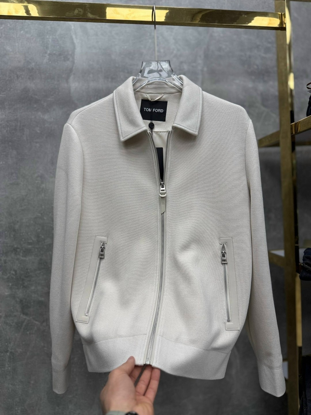 белая куртка,мужская мода,мужская кофта,куртка,куртка кожаная