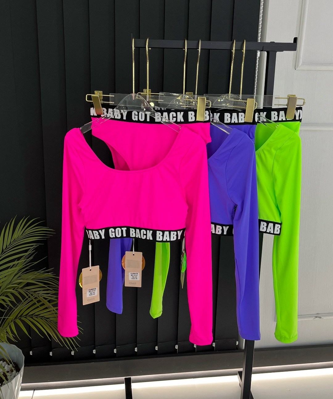 спортивные костюмы,спортивные костюмы для фитнеса,кроп топ,боди женское с открытыми плечами,спортивная одежда