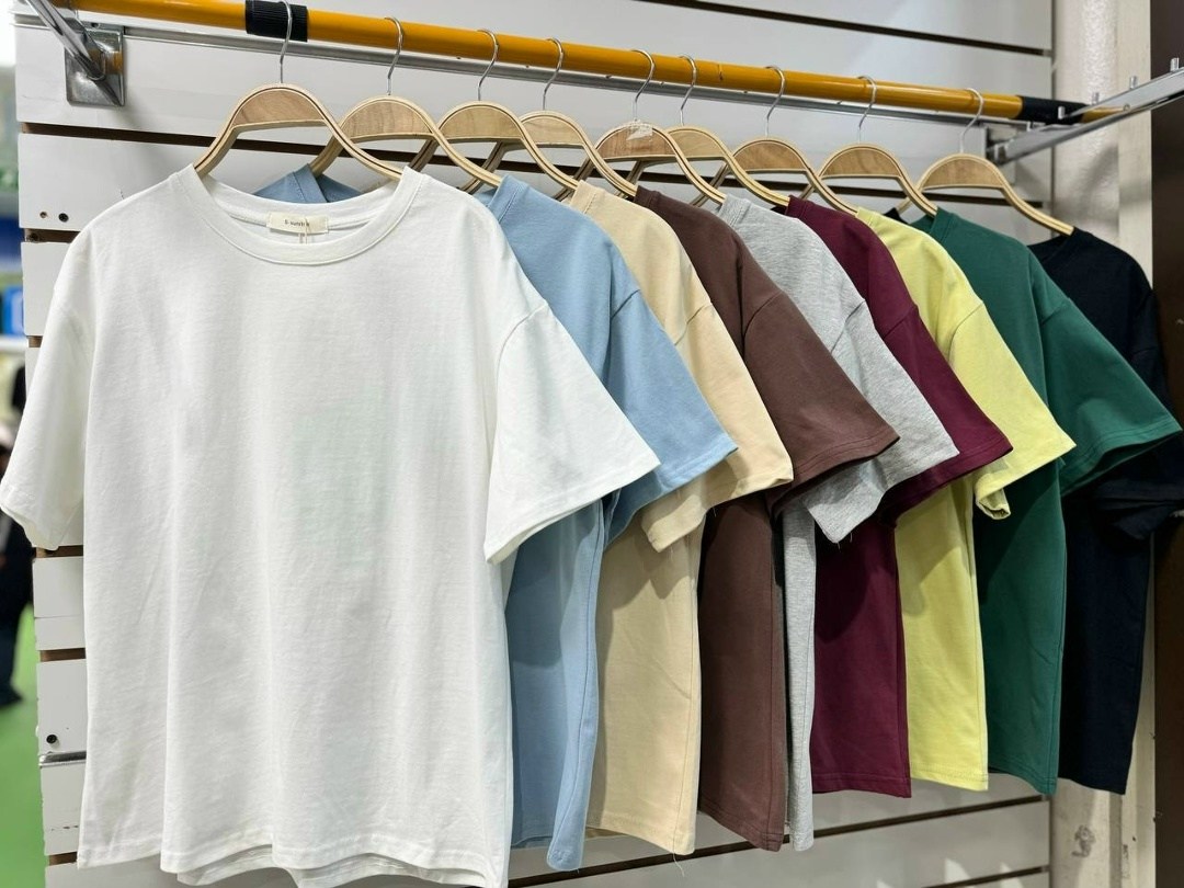 футболки женская,дизайн футболки,летние футболки,женская базовая футболка,футболки однотонные