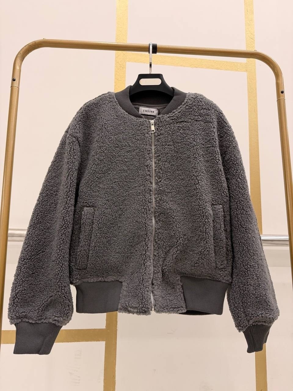 куртка-бомбер oversize из ткани с ворсом серый,куртка-бомбер oversize из ткани с ворсом befree,куртка-бомбер оверсайз из ткани с ворсом befree цвет темно-серый,оверсайз куртка,куртка-бомбер oversize и