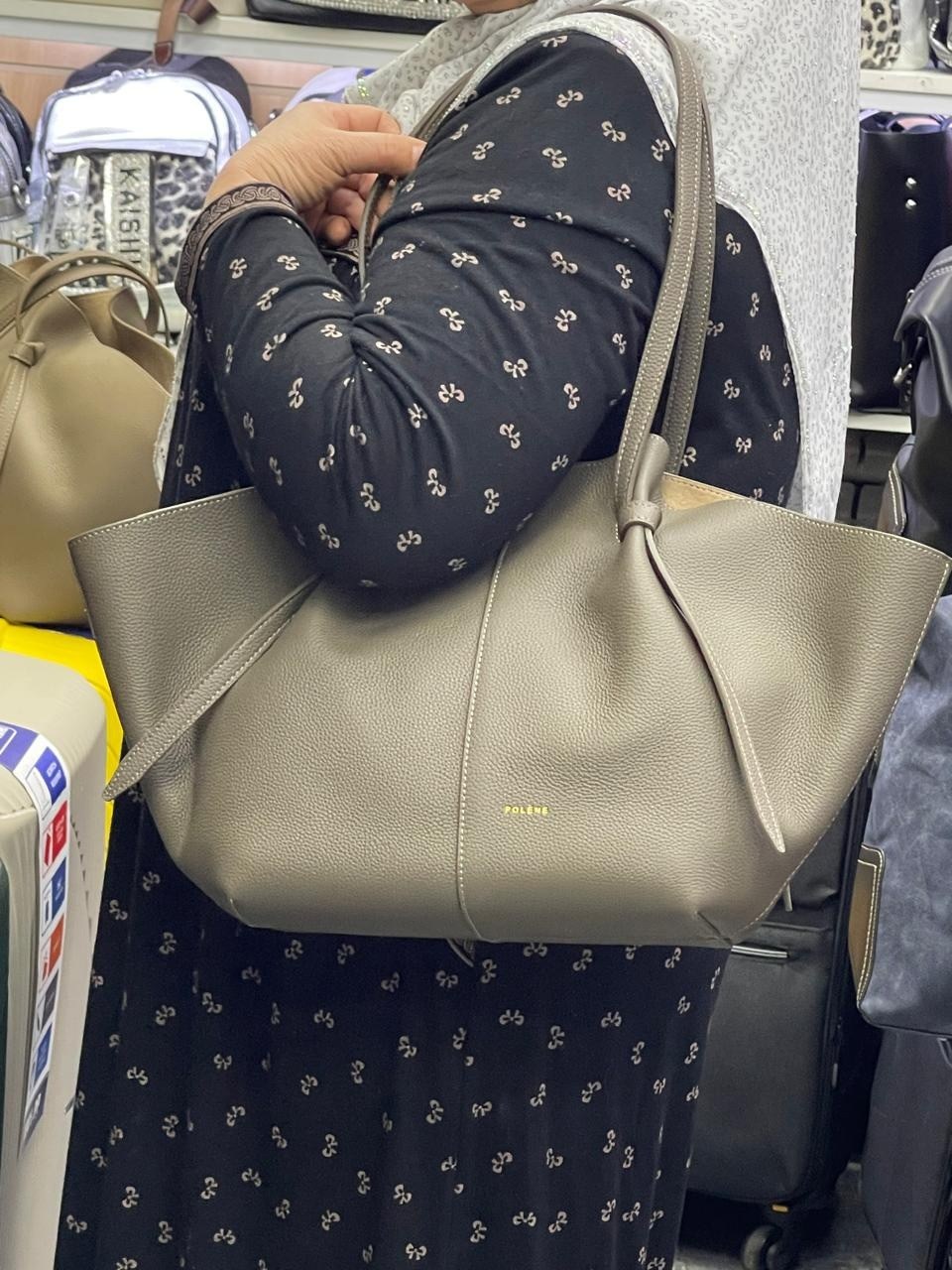 сумка,бежевая сумка,сумка тоут,сумка polene натуральная кожа 47х24х26,женская сумка