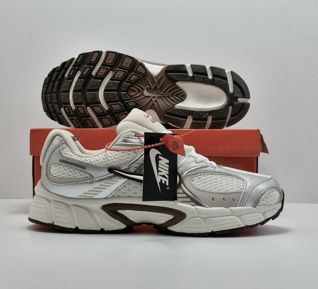 nike кроссовки,кроссовки v5 rnr nike,,кроссовки nike v5 rnr white black silver,кроссовки для мужчин