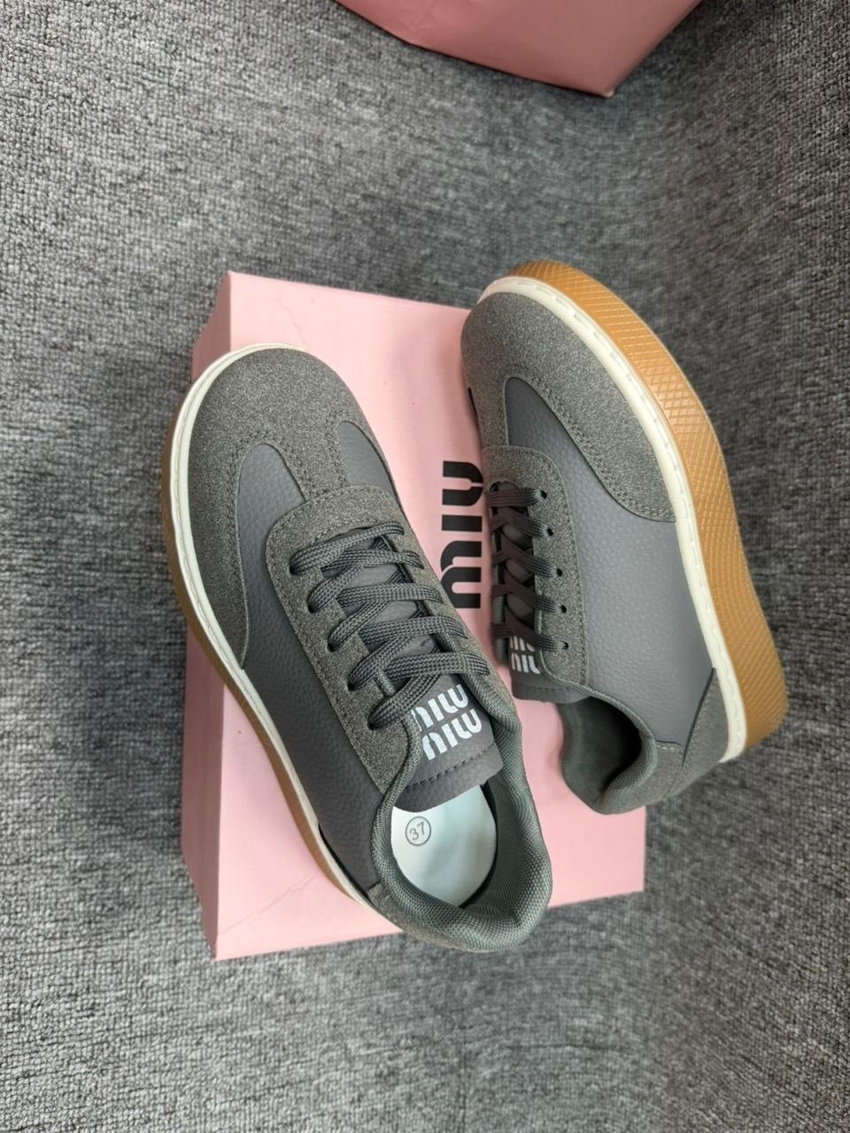 кроссовки женские miu miu,кроссовки miu miu,женские замшевые кеды miu miu арт. 6m7m33,женские кеды miu miu,женские замшевые кеды miu miu (арт. vm-1552186)