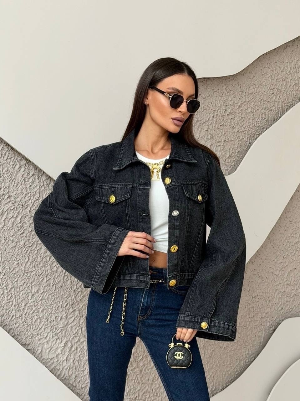 джинсовая куртка,джинсовая куртка женская,мода стиль,одежда стильная
