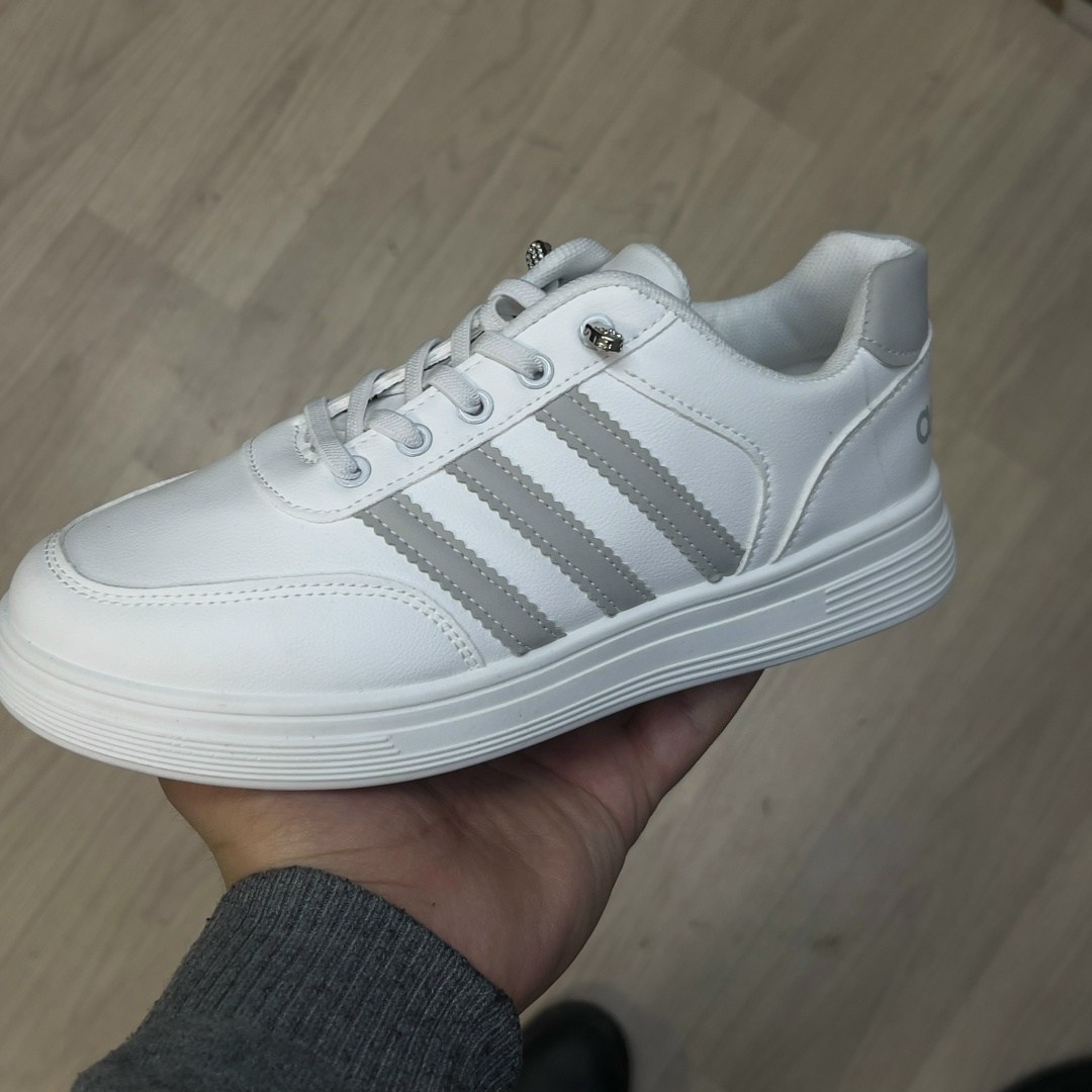 кроссовка мужской,мужские кроссовки,кроссовки adidas,кроссовки для мужчин,кроссовки адидас