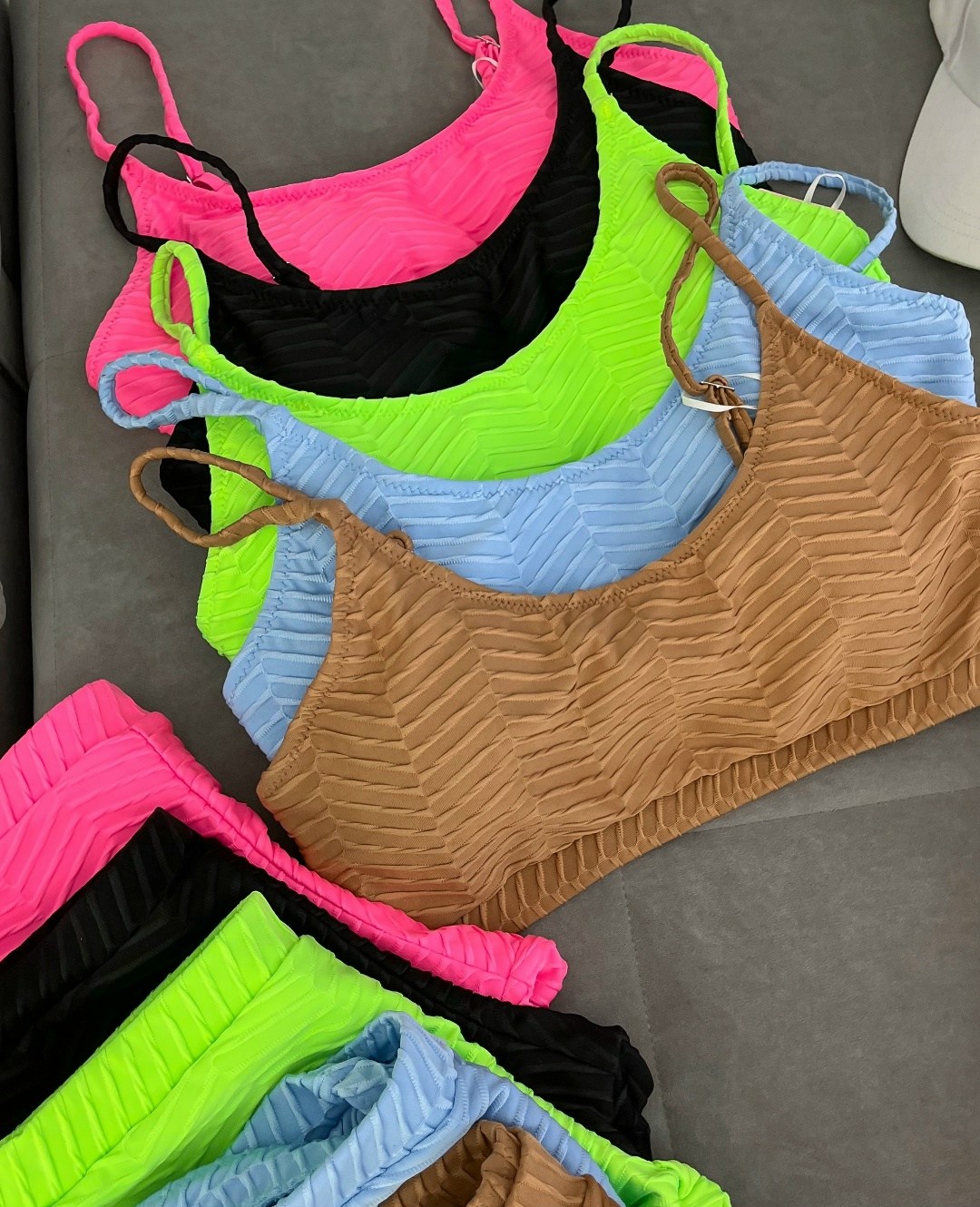 комплект женского нижнего белья,комплект нижнего белья,нижнее белье комплект топик,комплект белья женский,нижнее белье комплект спортивный