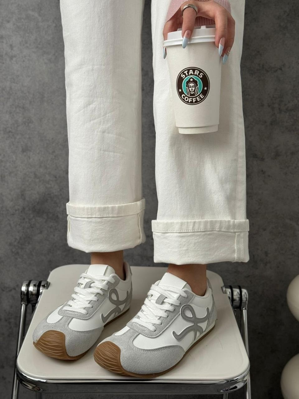 ,кроссовки женскиe,кроссовки для женщин,модные кроссовки,повседневные кроссовки