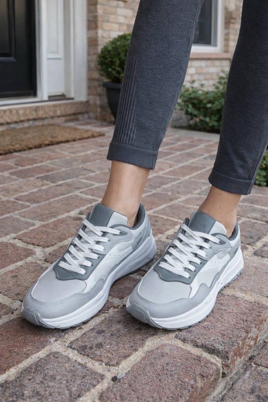 ,кроссовки женскиe,кроссовки для женщин,спортивная ,кроссовки классические