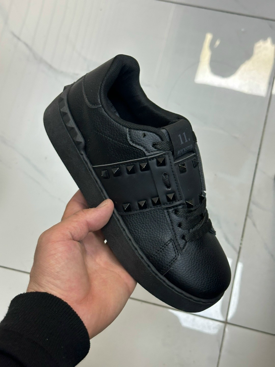 кеды валентино женские,женские кожаные кроссовки valentino garavani rockstud,кроссовки valentino,кеды валентино,