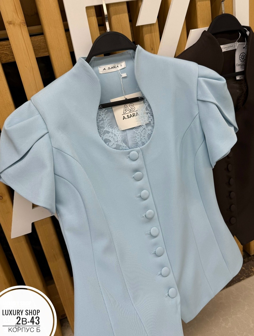 жакет,пиджак приталенный,женская блузка,приталенный жилет,женские жакеты