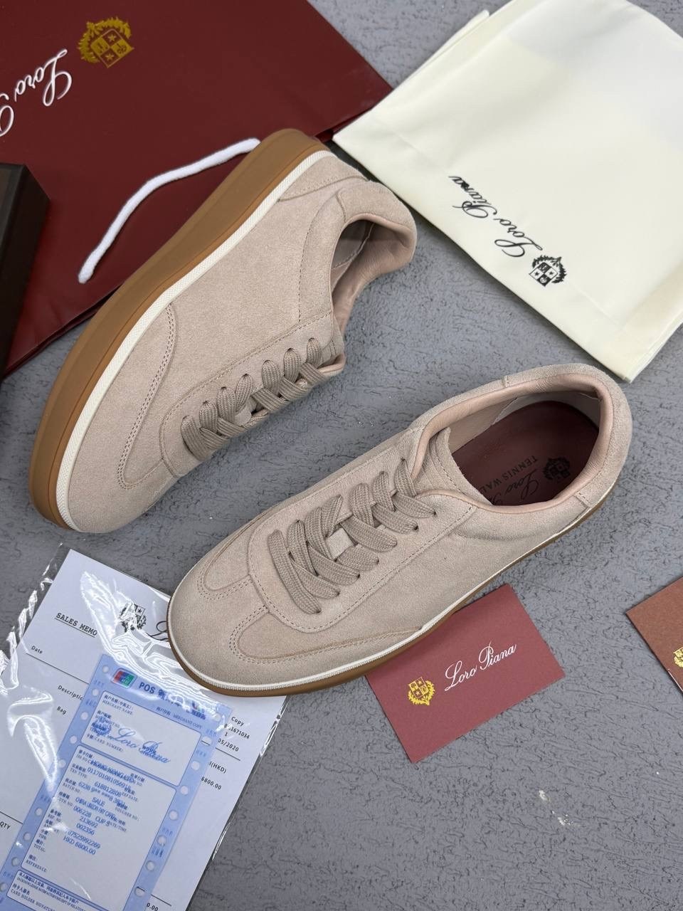 ,кроссовки loro piana,замшевые кроссовки,женские кроссовки из замши loro piana черные,кеды loro piana