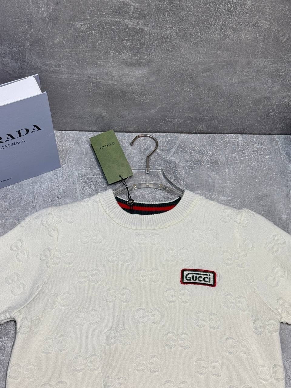 брендовые вещи,футболка gucci,женская кофта,женские футболки