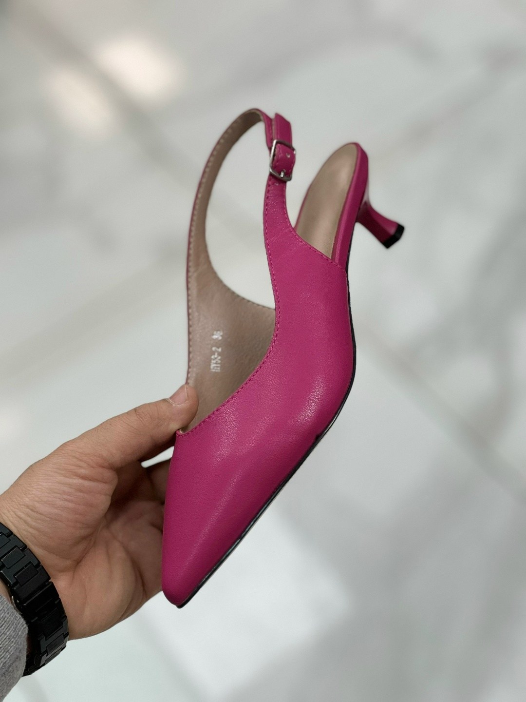 ,туфли женские,женская ,туфли стильные,босоножки женские