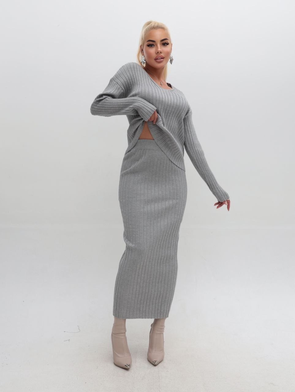 костюм лапша с юбкой,костюм теплый вязаный оверсайз лапша с юбкой gani shop,костюм с юбкой миди трикотажный,серый костюм лапша с длинной юбкой,костюм теплый вязаный оверсайз лапша с юбкой gani shop цв