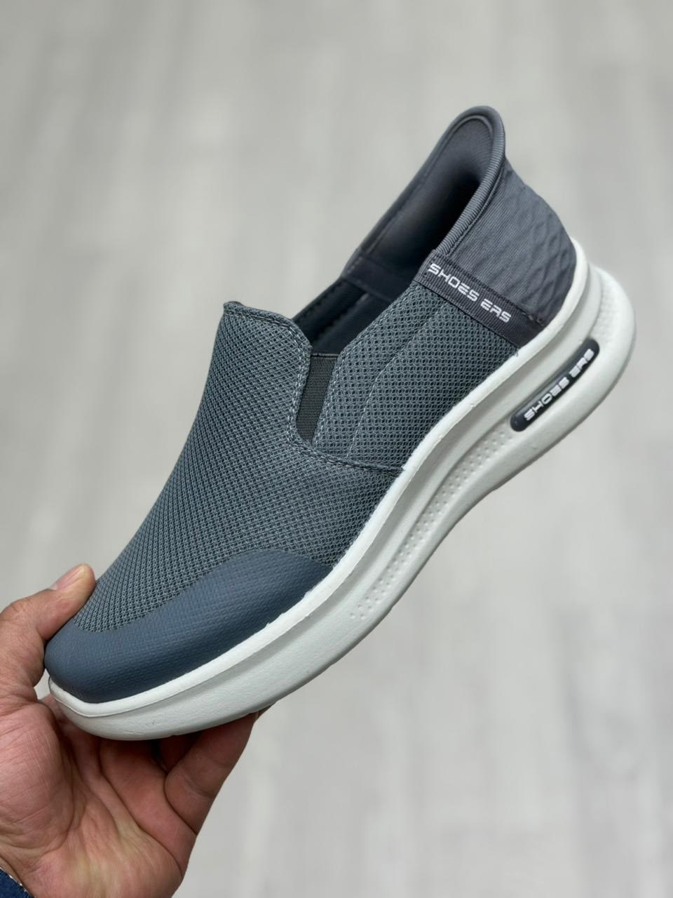 ,спортивная , повседневные,кроссовки повседневные,слипоны скетчерс