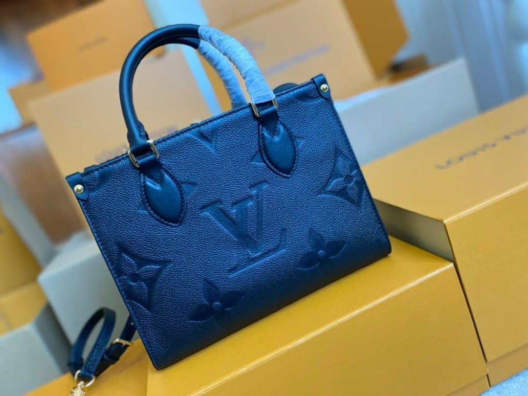 louis vuitton сумка на плечо,женская синяя сумка louis vuitton onthego mm,сумка louis vuitton,сумка луи виттон черная женская,модная сумка