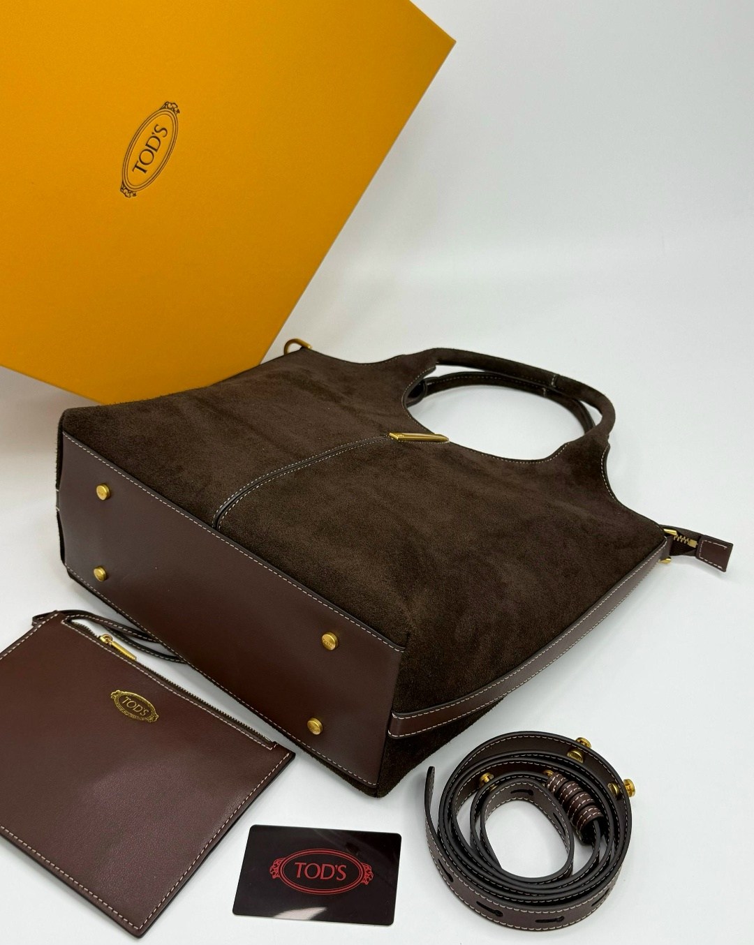 сумка замшевая,сумка,модные замшевые сумки,замшевая сумка женская,сумка большая классическая из натуральной замши с пыльником therow