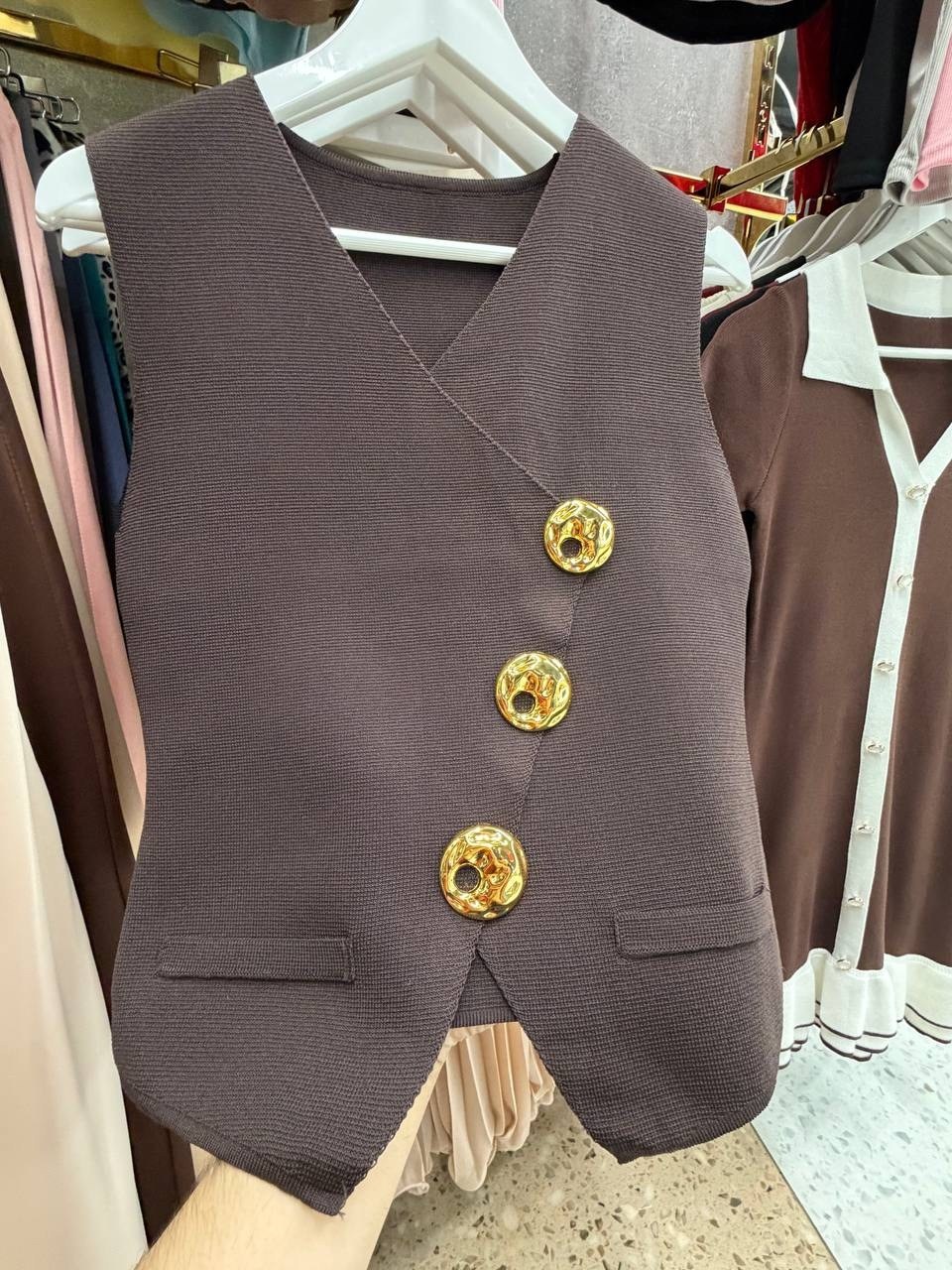 жилетка женская,жилет для женщин,женские жилеты,жилет на пуговицах,трикотажный жилет