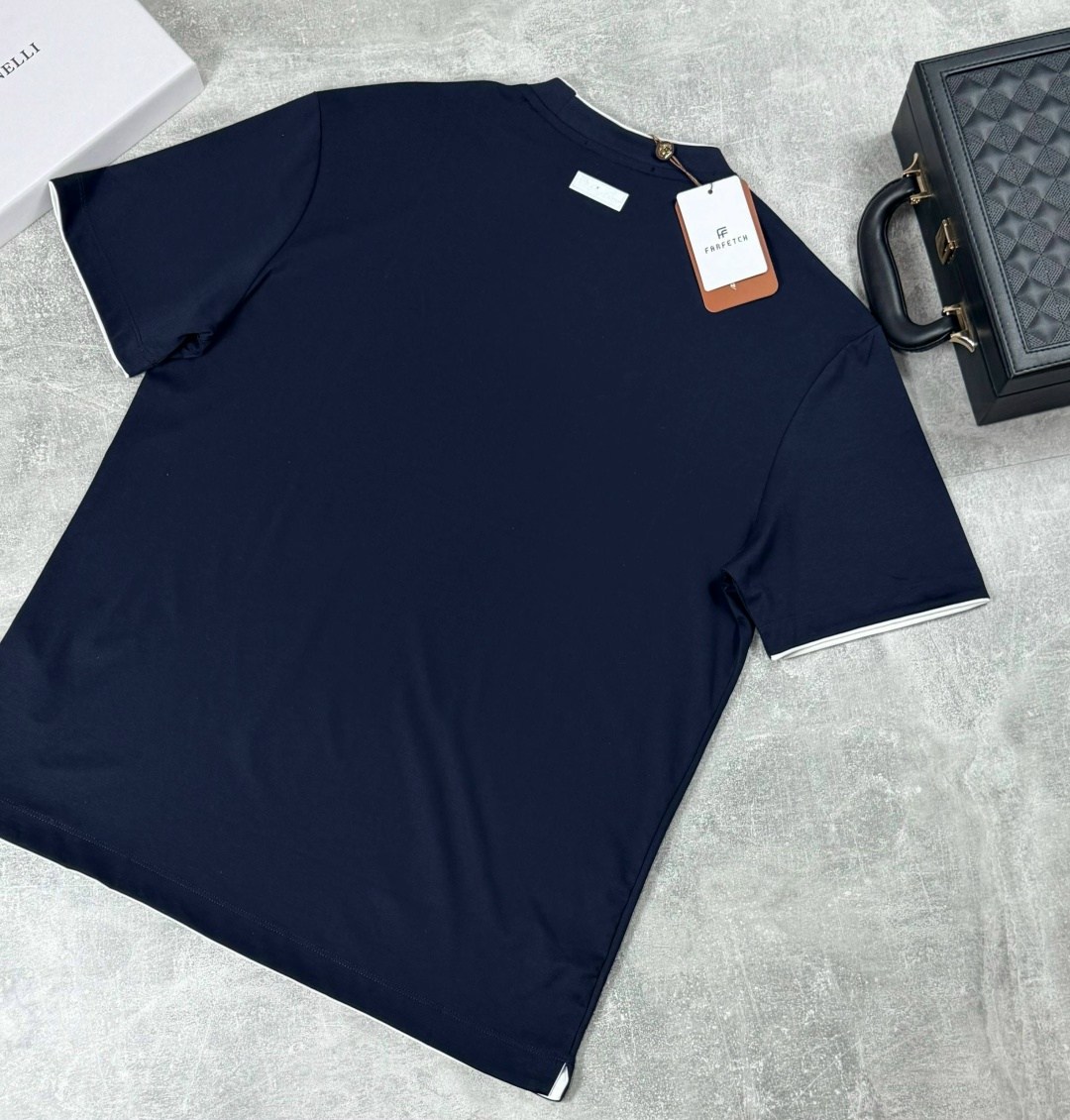 мужская футболка,футболки мужские брендовые,футболки брендовые,футболка для мужчин,мужская футболка белая