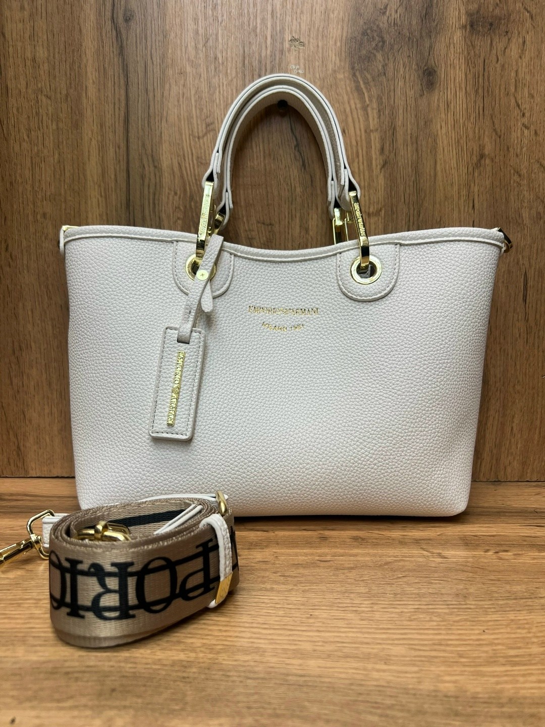 женская сумка,сумка,модная сумка,сумка эмпорио армани женская,сумки аксессуары