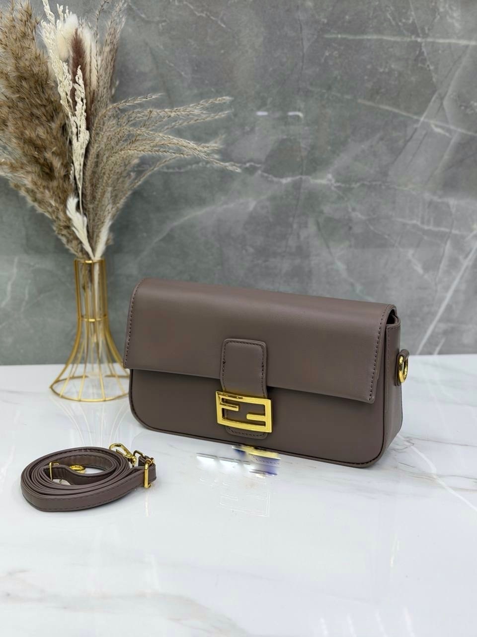 fendi сумка на плечо,cумка fendi,брендовые сумки,модная сумка,сумка