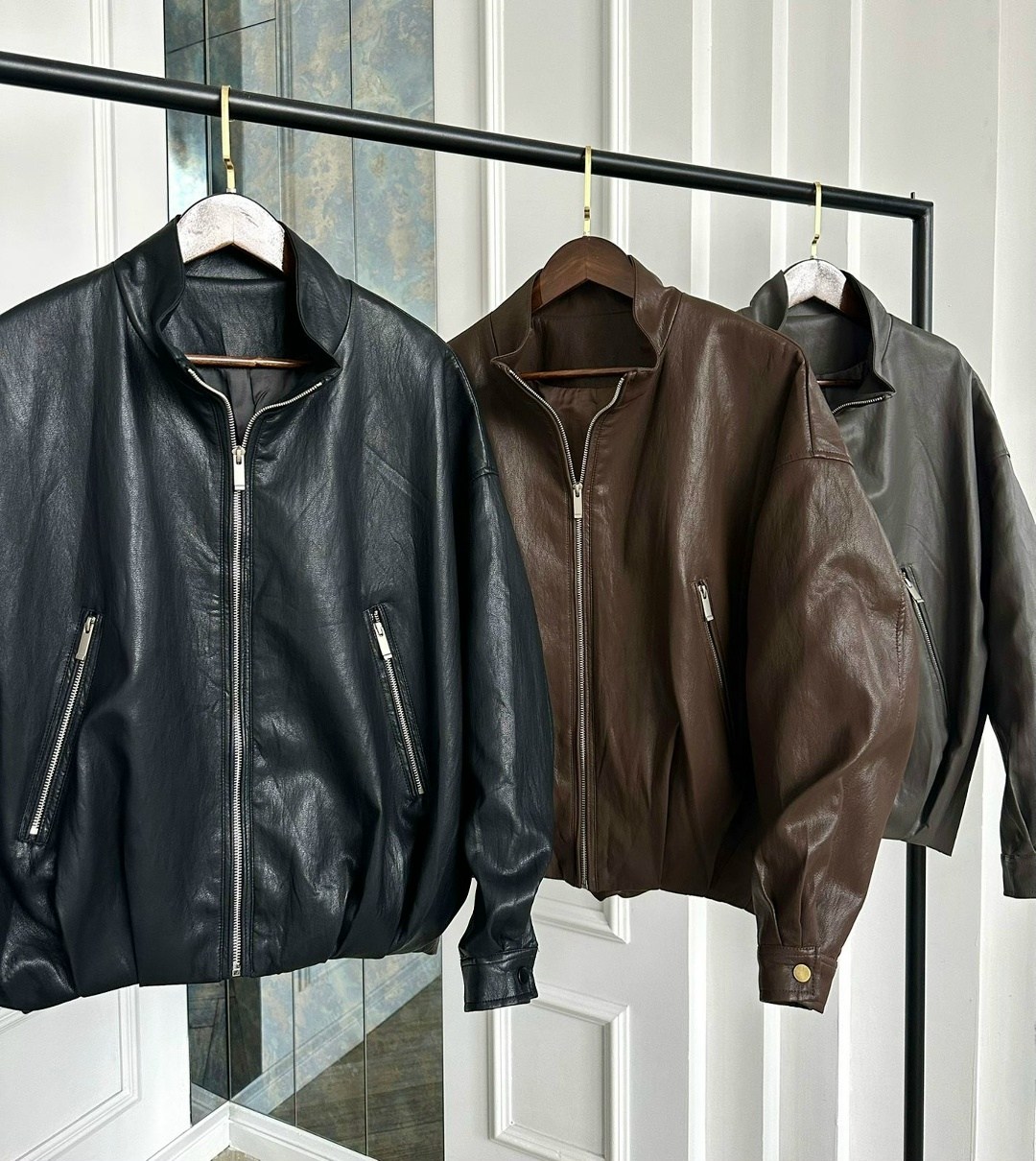 куртка бомбер из экокожи emberens,куртка бомбер,женская кожаная куртка,куртка бомбер женская,куртка бомбер из экокожи emberens цвет коричневый