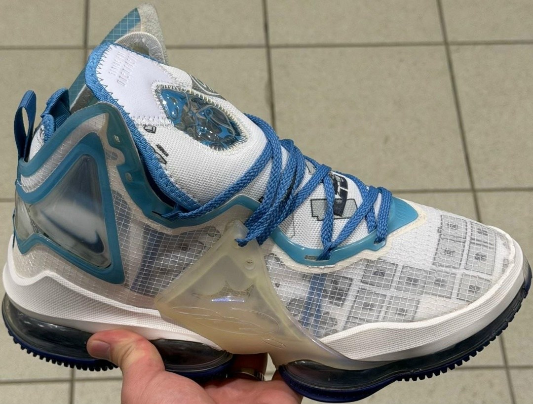 кроссовки nike lebron 19,nike lebron 19 space jam,баскетбольные кроссовки,кроссовки lebron,баскетбольная